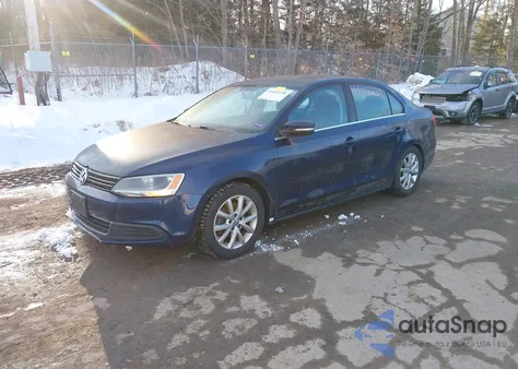 2014 Volkswagen Jetta 1.8T Se z USA, uszkodzony, nr VIN 3VWB07AJ5EM387428